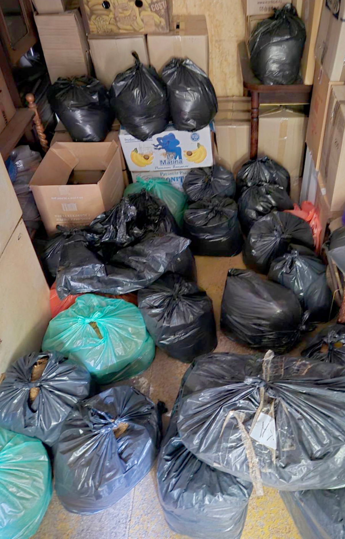 Krivična prijava za ženu iz Niša: Zaplenjeno skoro 300 kilograma duvana bez dozvole