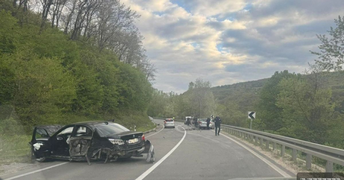Poznato stanje povređenih u saobraćajnog nezgodi na putu ka Raški u kojoj su ušestvovala 4 vozila