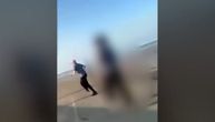 Tinejdžeri namamili Aleksandra, vikali mu "pedofil", pa ga kamenovali do smrti na plaži