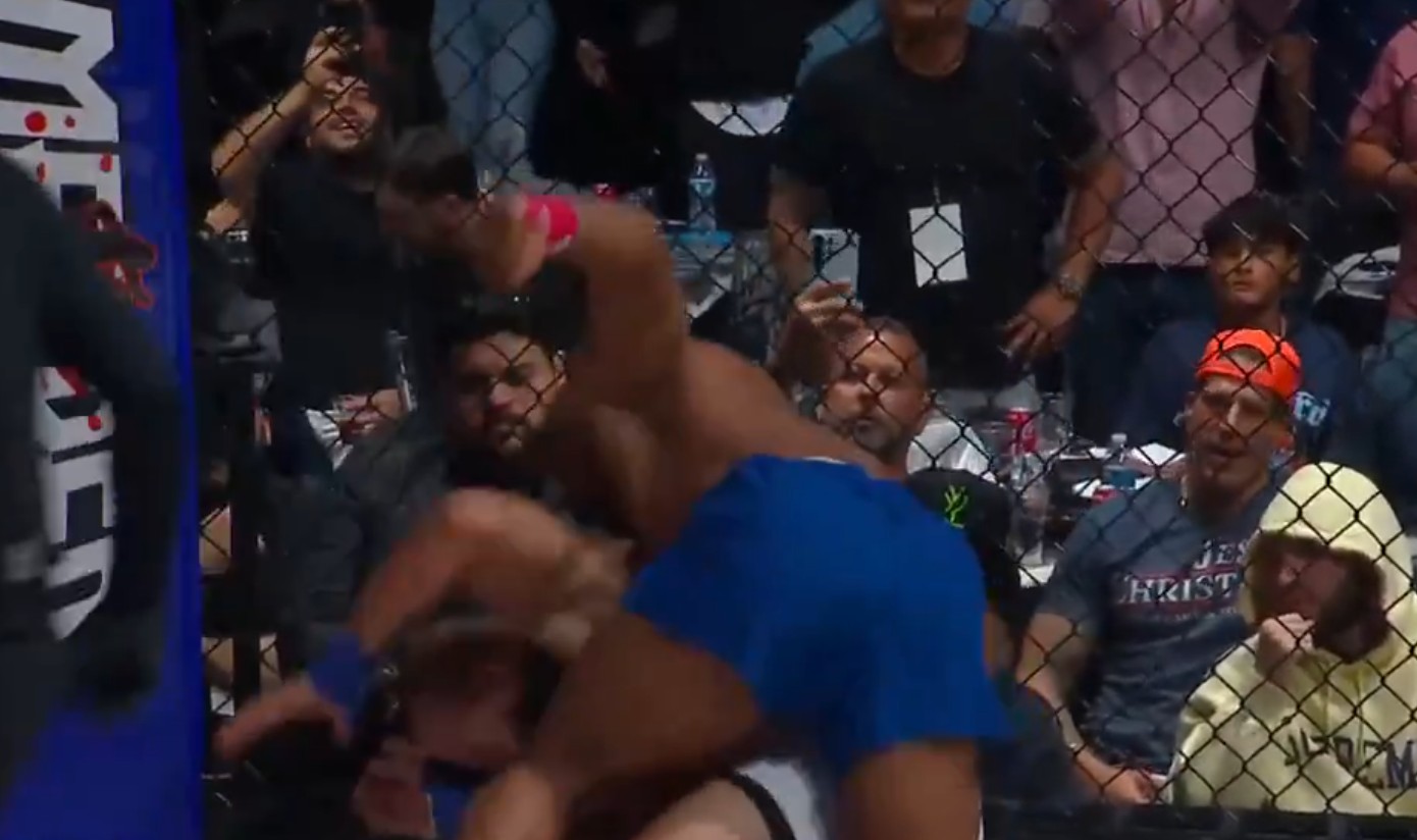 Kubanac razbio vilicu Nikolsonu: Strašni udarci i momentalni prekid borbe na čuvenom MMA događaju