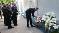 Premijer Macut sa ministrima odao poštu stradalima u Ribnikaru