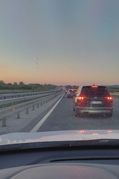 Miloš Veliki, gužve