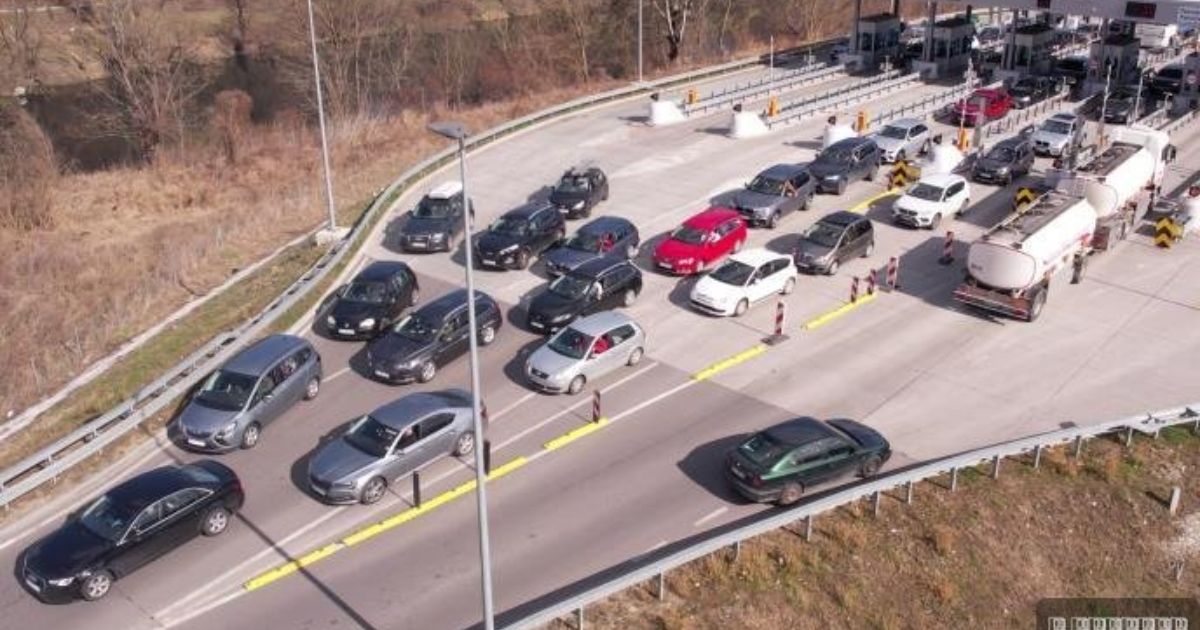 Čeka se i do ČETIRI SATA! Ko se danas našao na ovom mestu, zažalio je: Kritično stanje na graničnim prelazima