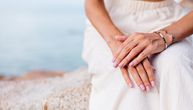 Mediteran na noktima: 5 letnjih manikir trendova koji će obeležiti sezonu odmora