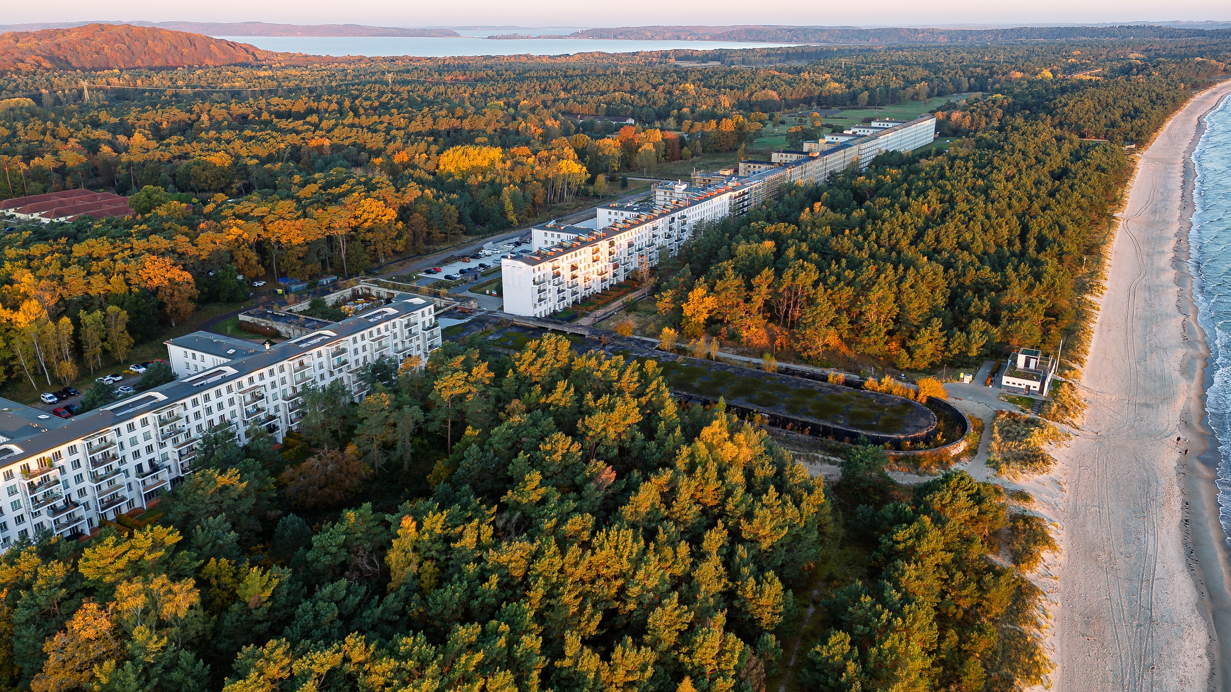Ovu betonsku grdosiju, dugu 4,5 km, dizajnirali su nacisti: Godinama je bila ZABRANJENA ZONA, a danas...