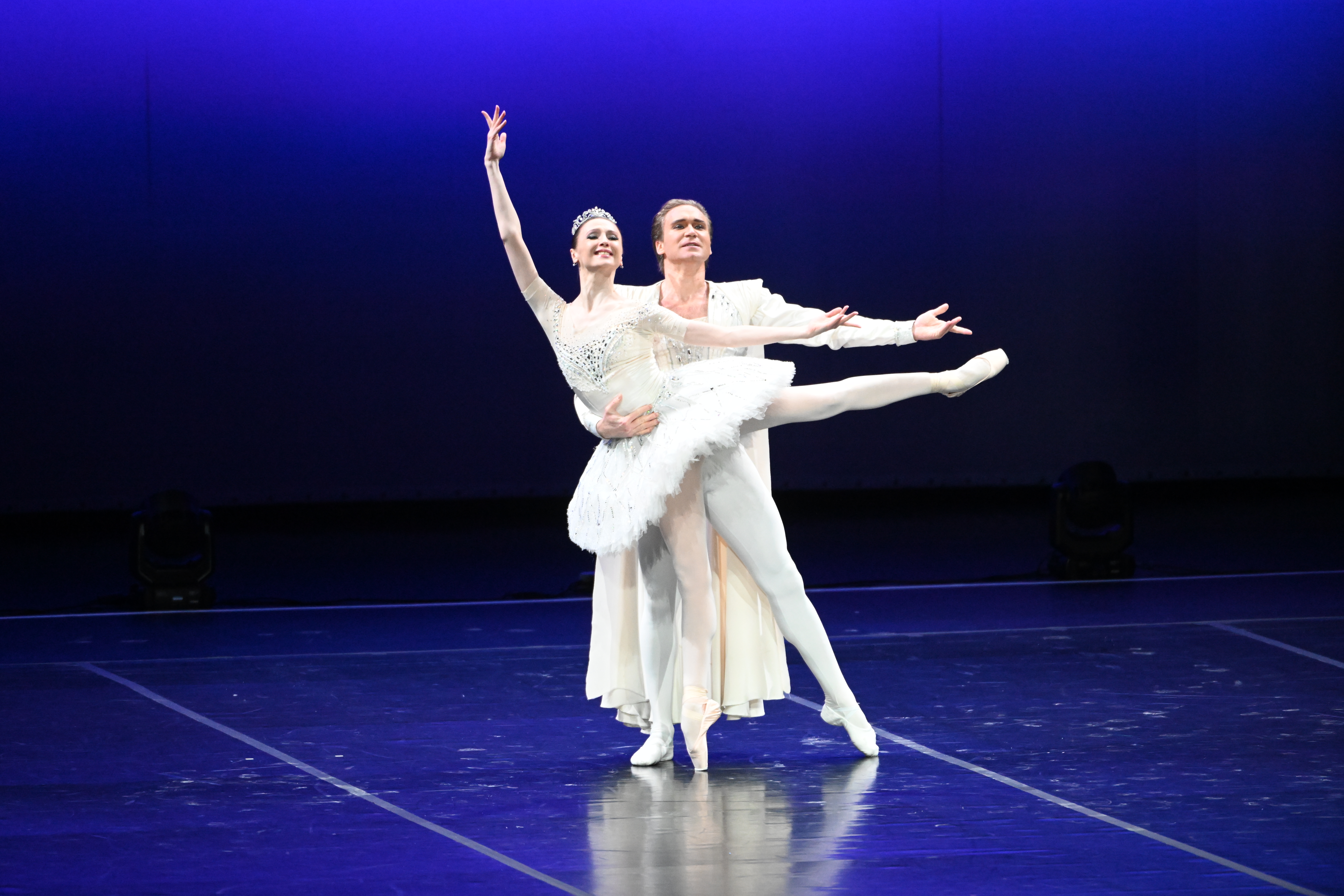 Magija plesa i violine: Svetlana Zaharova i Vadim Rjepin nastupili u Sava Centru