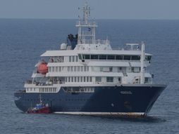 Kruzer MV Hondius
