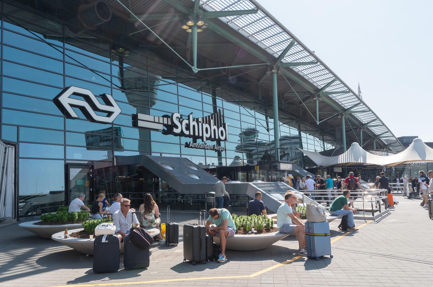 Incident na najvećem aerodromu u Holandiji: Šokirani putnik u toaletu pronašao 6 otrovnih stvorenja!