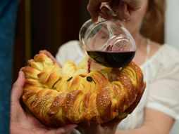 Slava, krsna slava, slavski kolač