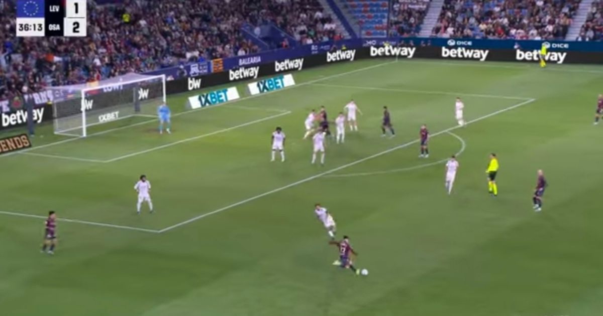 Cover image for Levante Defeats Osasuna 3-2 in La Liga Match