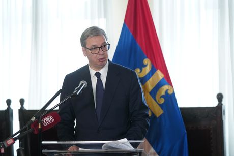 Aleksandar Vučić, SPC