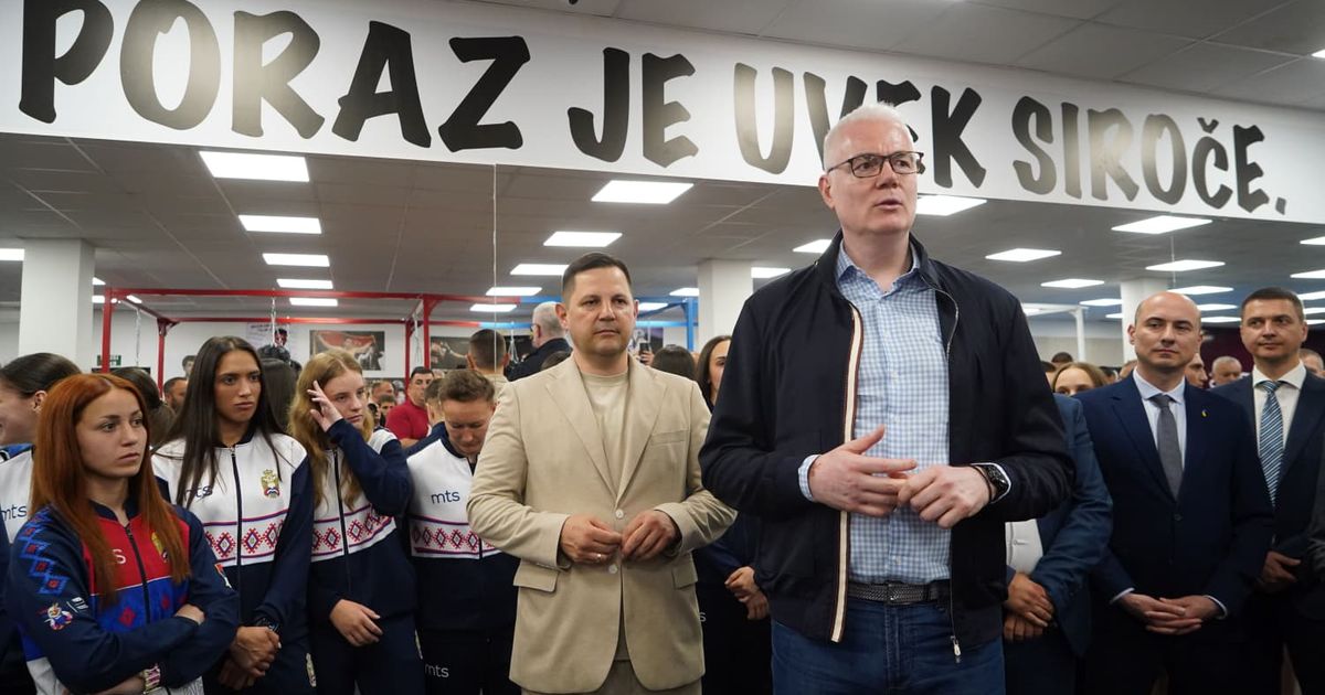 Gajić, Tomašević i bokserske delegacije Srbije i Republike Srpske posetile međunarodni trening kamp u Loznici