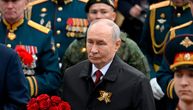 Putina ismevaju zbog izgleda na paradi, neke je zabrinulo njegovo lice: "Delovao je uplašeno"
