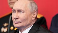 Veliki doček u Pekingu: Putin dočekan svečanom topovskom vatrom na glavnom trgu