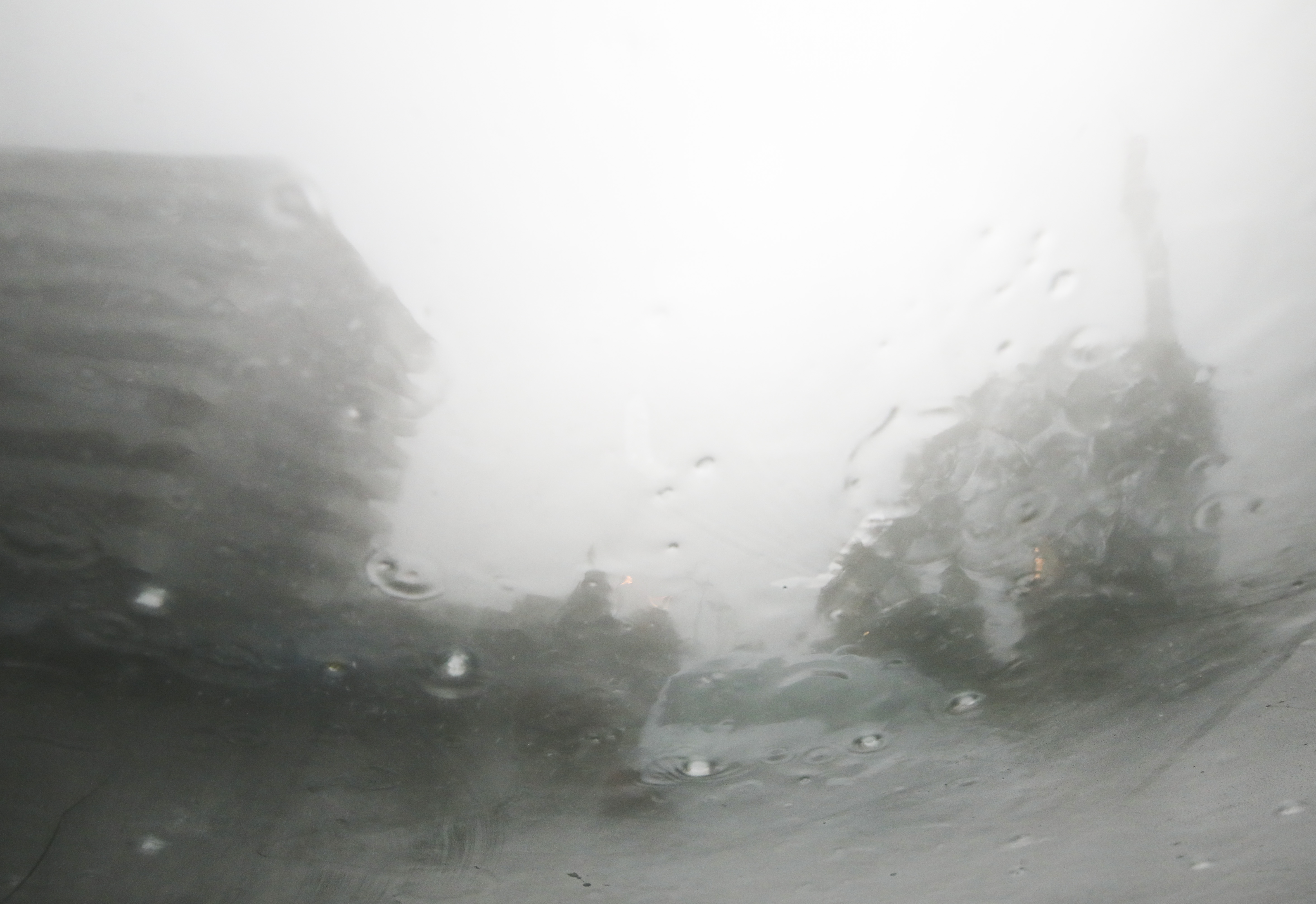 Nevreme stiže u Zagreb: Narandžasti alarm na snazi zbog pljuska, grmljavine i grada