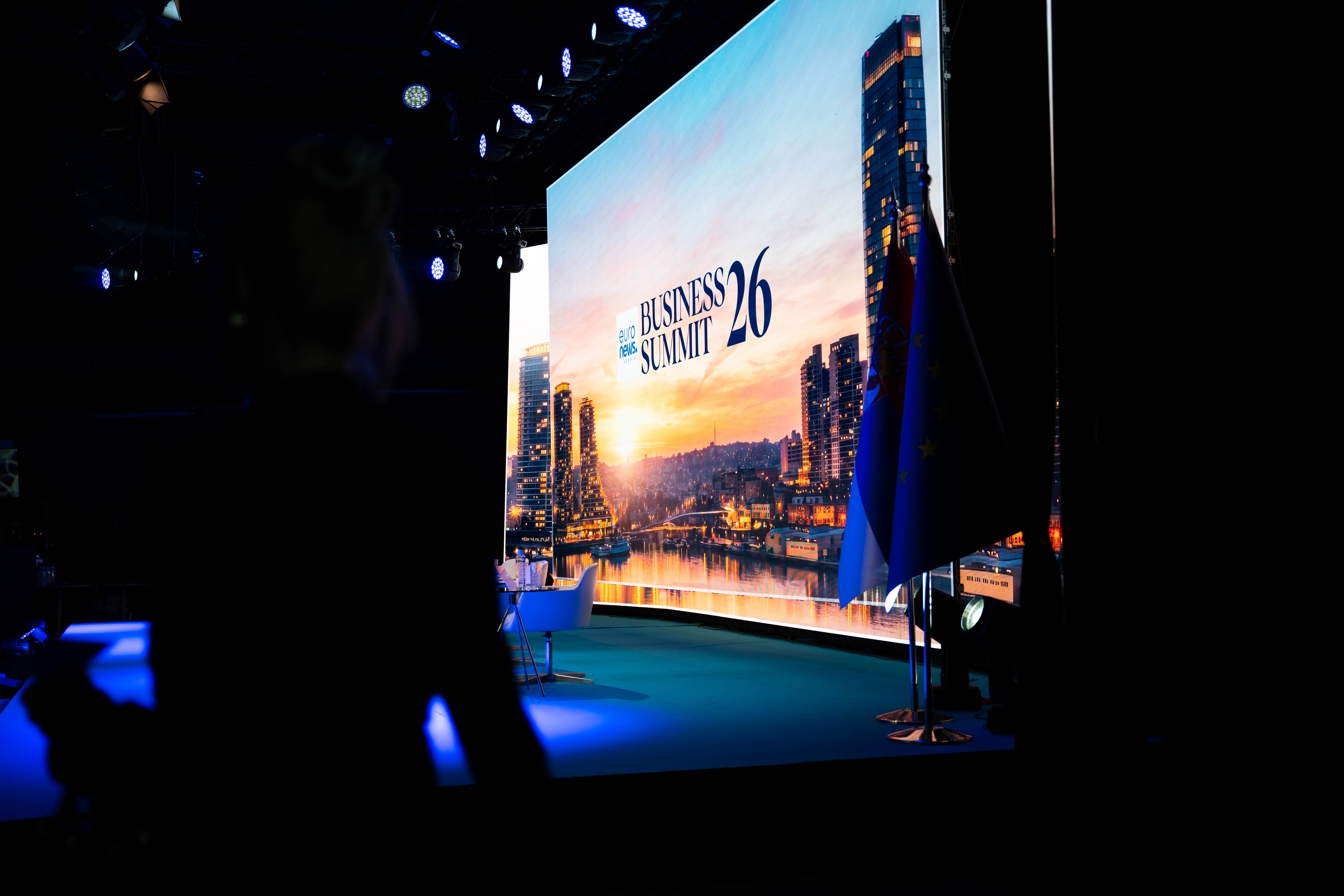 Dan za "Business Summit": Svetska i domaća pamet u Ložionici! Počinje ekonomski forum, prisustvuje Vučić