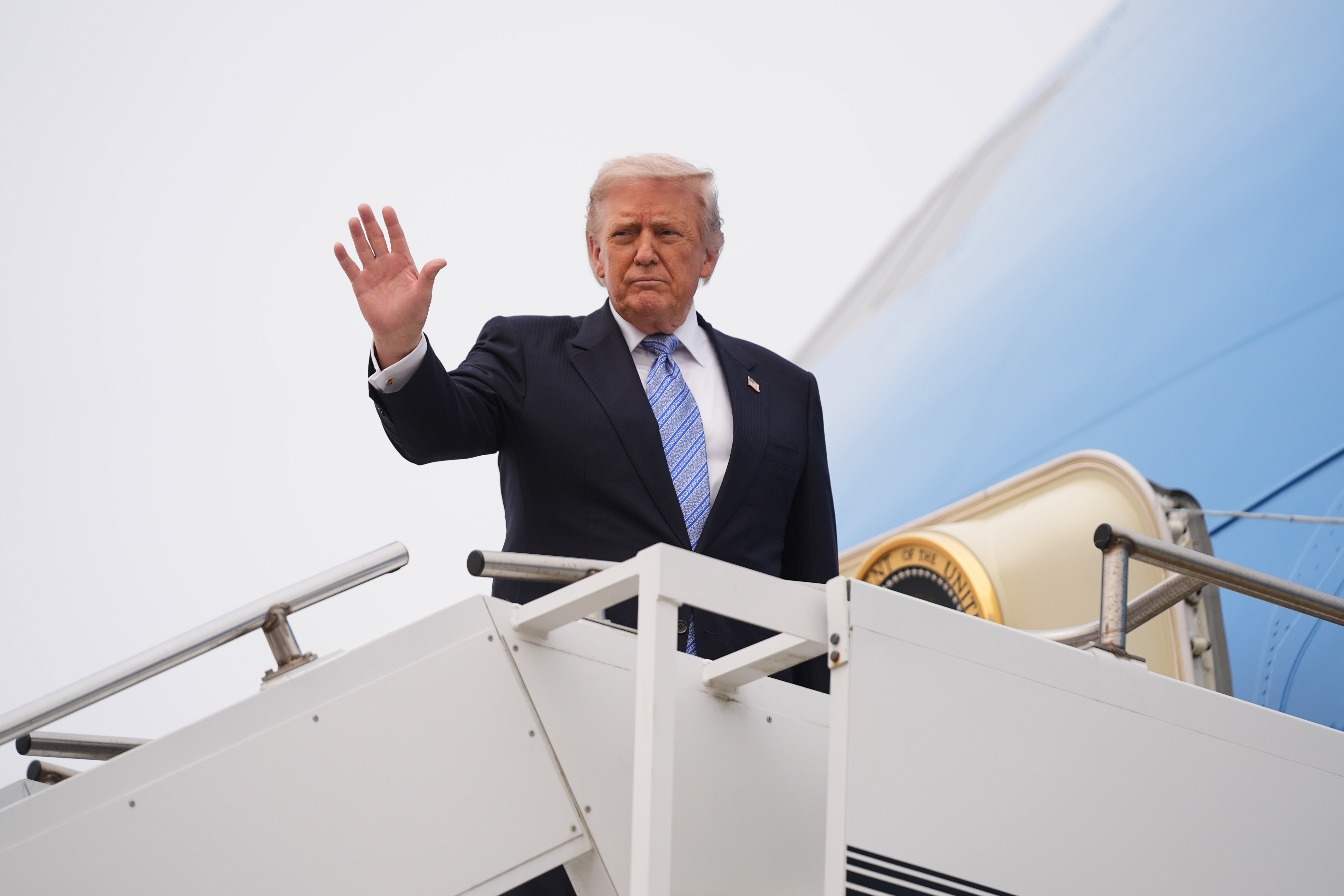 Američko osoblje nije dozvolilo unošenje bilo kakvih kineskih predmeta u avion