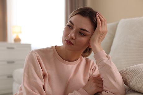 žena, sad woman, girl, devojka, tuga, tužna