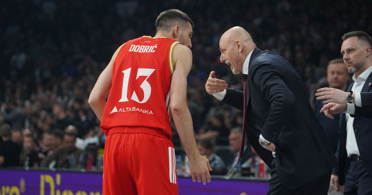 Pitali smo Sašu Obradovića zašto je Ognjen Dobrić igrao malo do 4. četvrtine: 