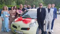 Maturanti oduševili razrednu Danijelu originalnim poklonom: Čitav region priča o ovome!