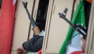 Jeziv prizor u prenosu uživo na iranskoj televiziji: Izvadio kalašnjikov, napunio ga, pa zapucao