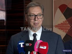 Aleksandar Vučić, Baku