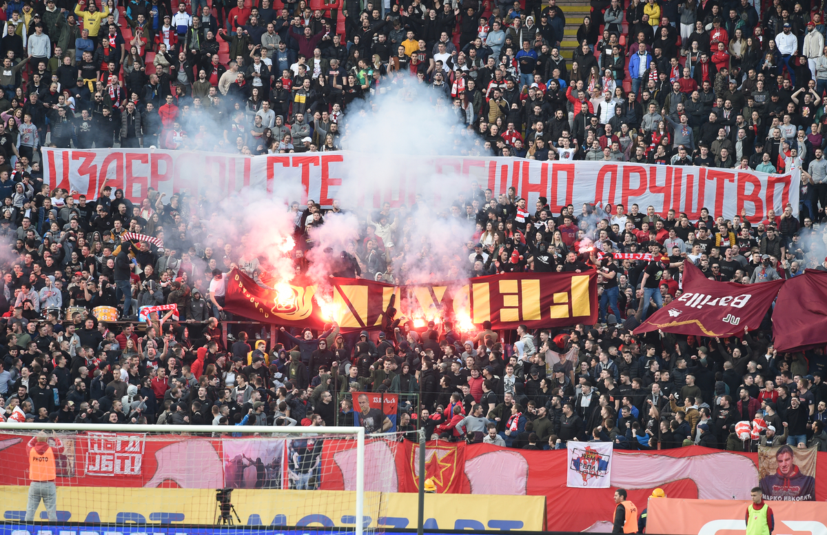 Na jučerašnji dan preminuo čuveni vođa navijača Rome: Delije "otele" njihovu zastavu, zbog ovoga nije spaljena