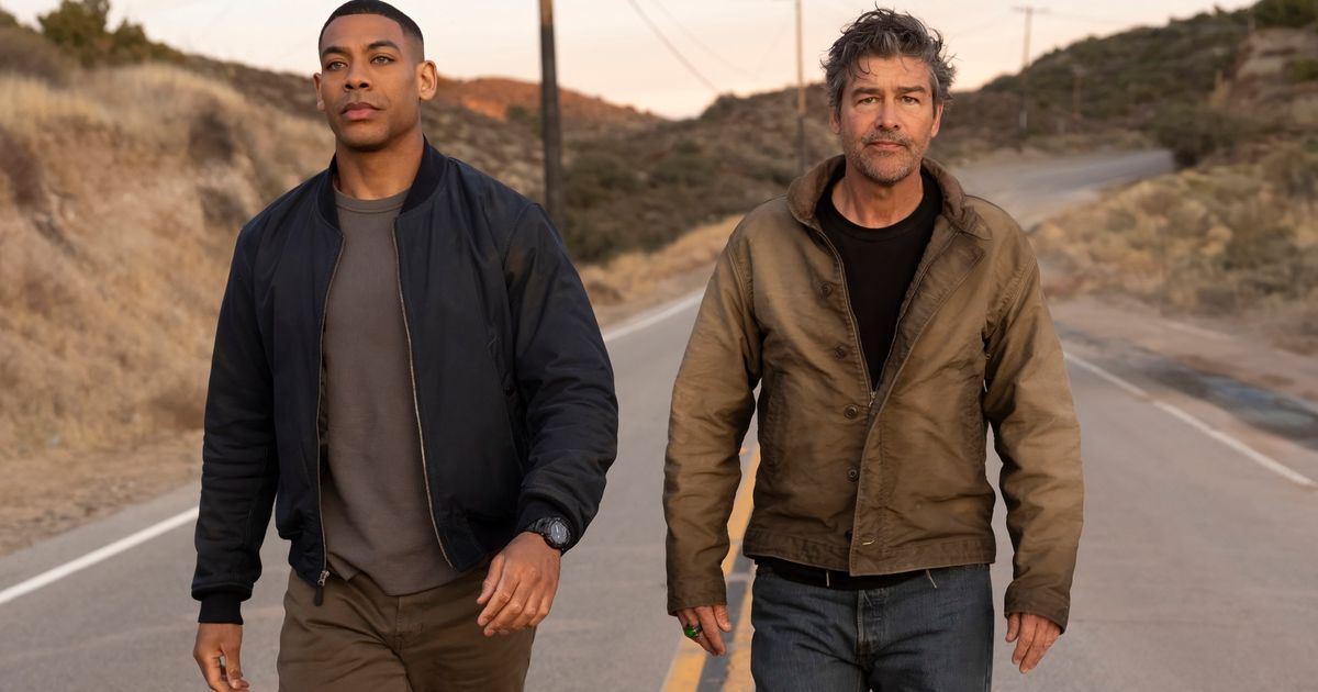 "Lanterns" Bring the Story of Two Intergalactic Police Officers Investigating a Murder in the Heart of America