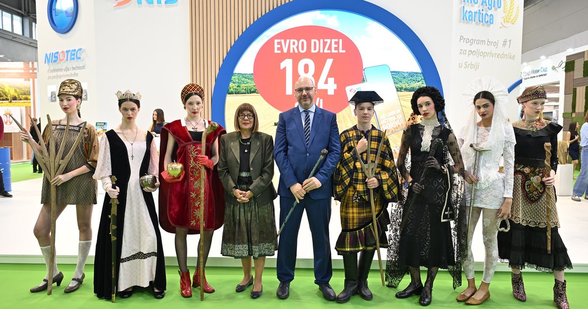 Fashion Spectacle of Serbian Photographer Pavel Surovi at the International Agricultural Fair
