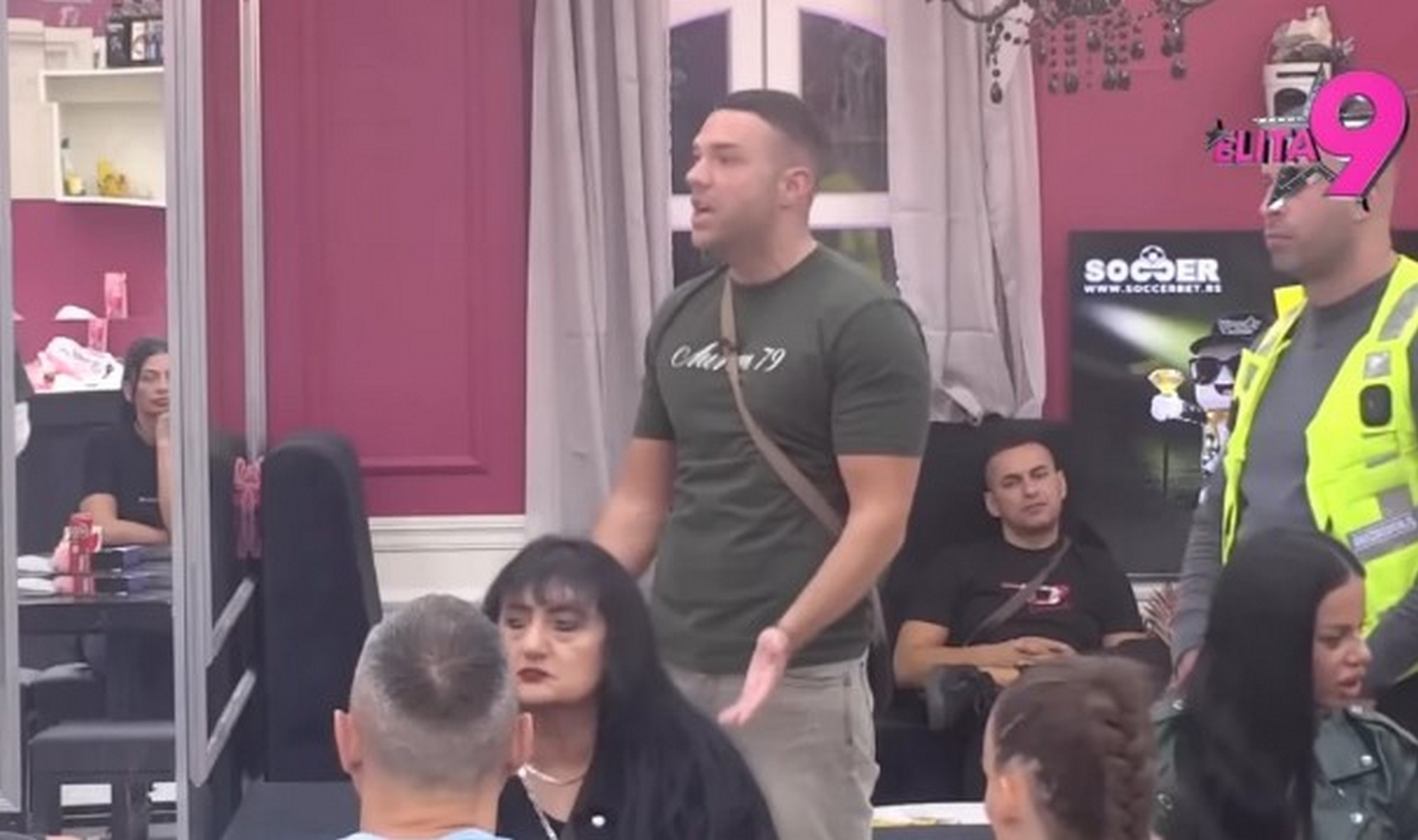 Ori se Elita, Anđelu prekipelo! Isprozivao Anitu i Luku, izneo sav prljav veš: "Nisam znao da je to muškarac"