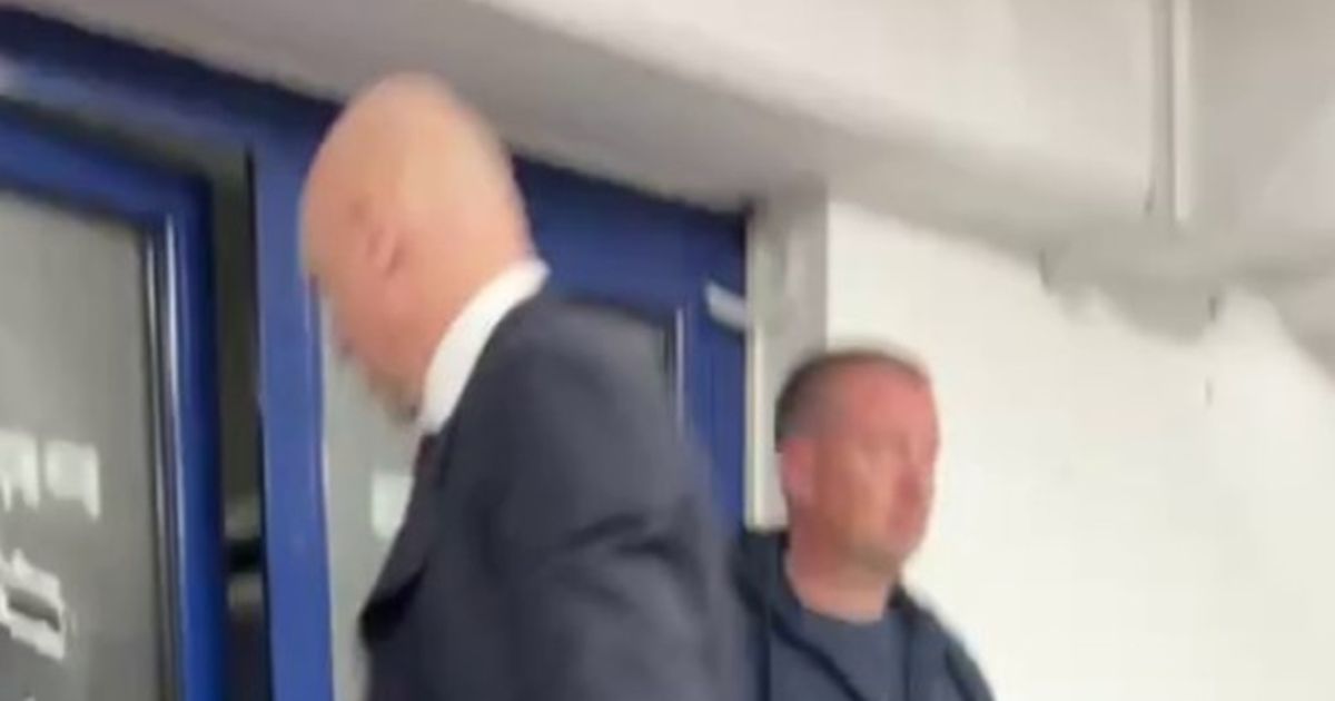Pogledajte skandaloznu prozivku koju je Saša Obradović uputio novinarima, ovo se ne pamti