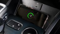 Zašto odmah treba da prestanete sa bežičnim punjenjem telefona u automobilu