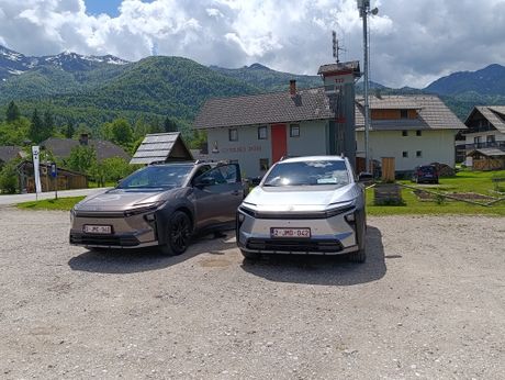 Tojota Toyota bZ4X test