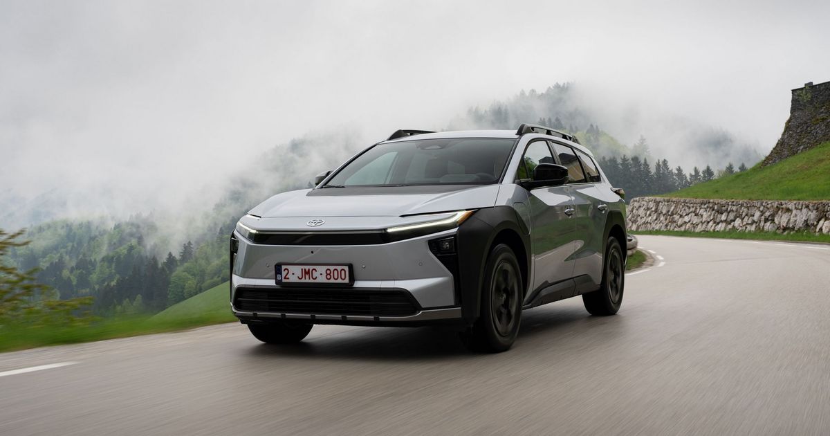 We drove the Toyota bZ4X Touring: NOT FOR BEGINNERS, this is the '5-second club', a spectacle of speed and another dimension