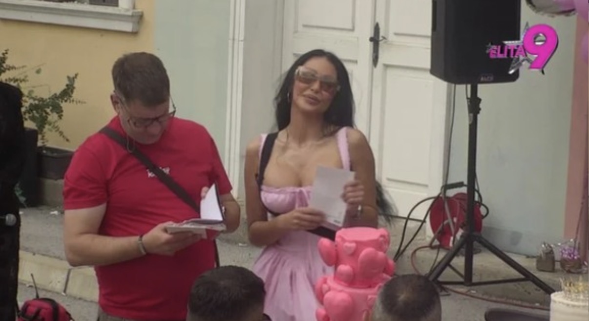 Muškarci se preznojavaju zbog Stanije i Maje: Skinule se u bikini, pa pokazale atribute - prave su BOMBE