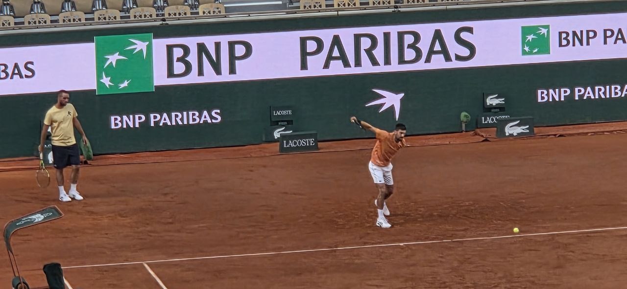 Novak Đoković održao trening pred start na Rolan Garosu, promenio odluku u poslednji čas i razočarao navijače