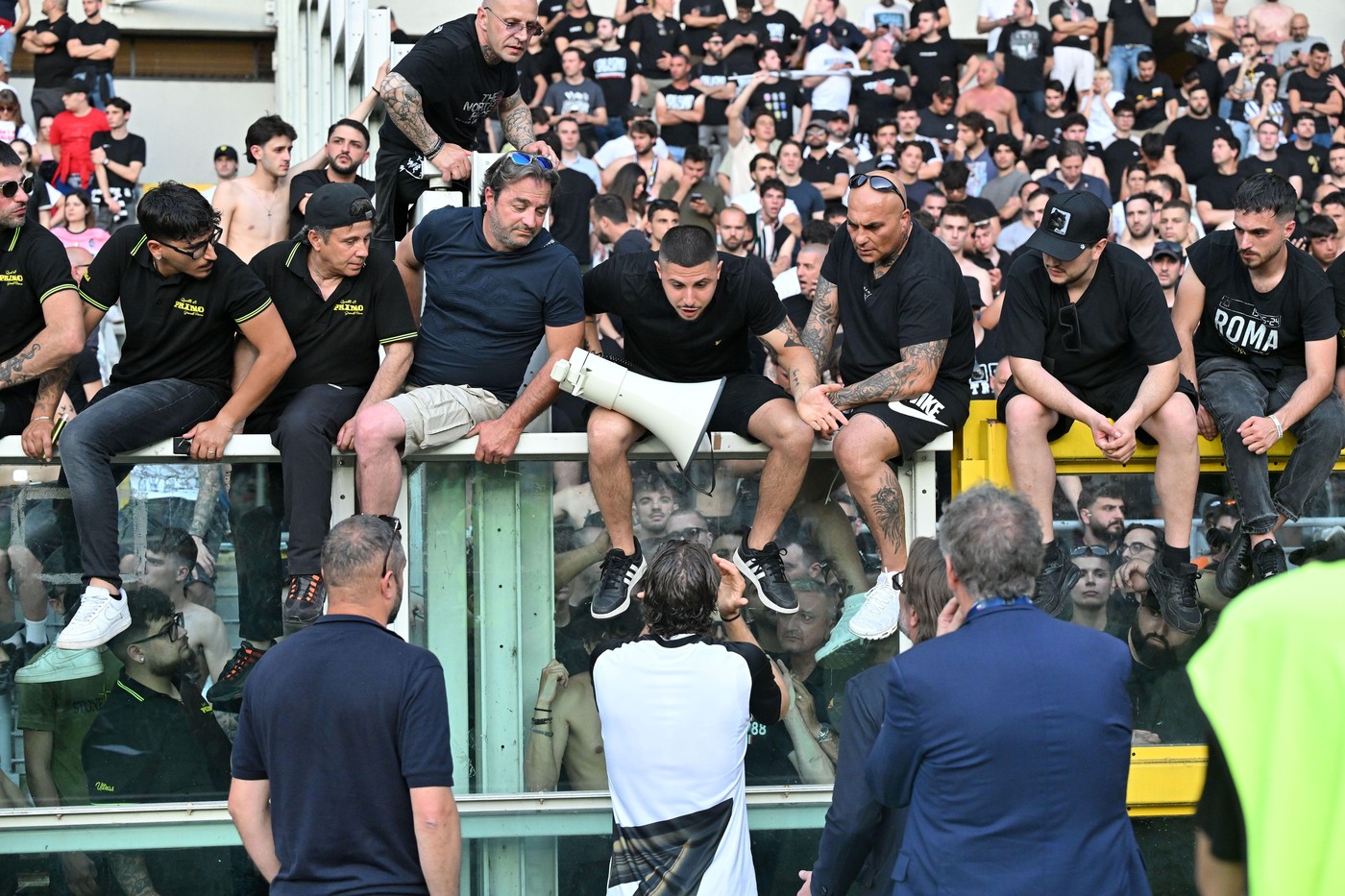 Haos u Italiji: Derbi Torino - Juventus odložen sbog sukoba huligana, jedan navijač u kritičnom stanju