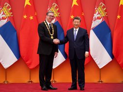 Aleksandar Vučić, Si Đinping