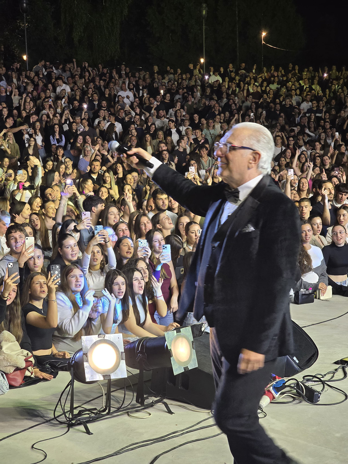 Željko Samardžić napravio spektakl u Nišu: Publika bez daha, naredni koncert već 21. juna