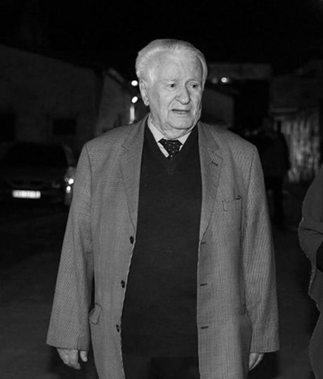 Dragoljub Mićunović