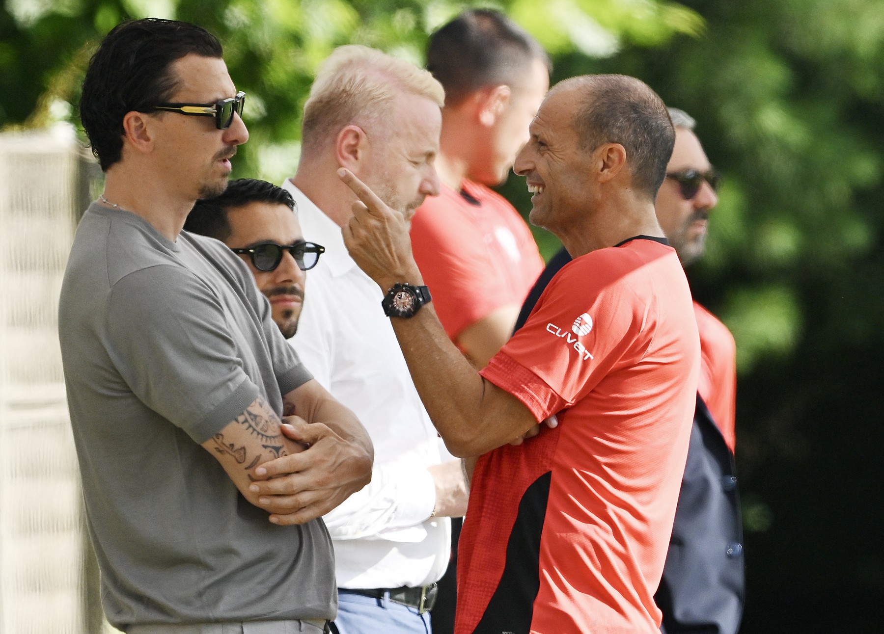 Potukli se Ibrahimović i Alegri, ovakav haos u Milanu se ne pamti: "Albanac ih je razdvojio"