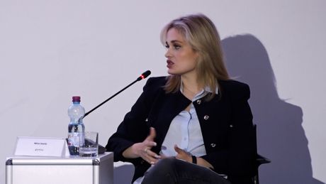 Privredna komora Srbije, tribina o lepoti