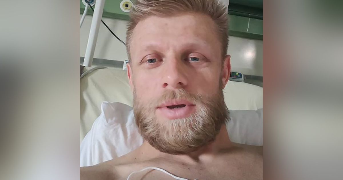 Bosanski pevač imao transplantaciјu bubrega: Otac mu je bio donor 