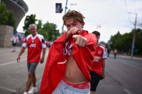 PSŽ - Arsenal navijači