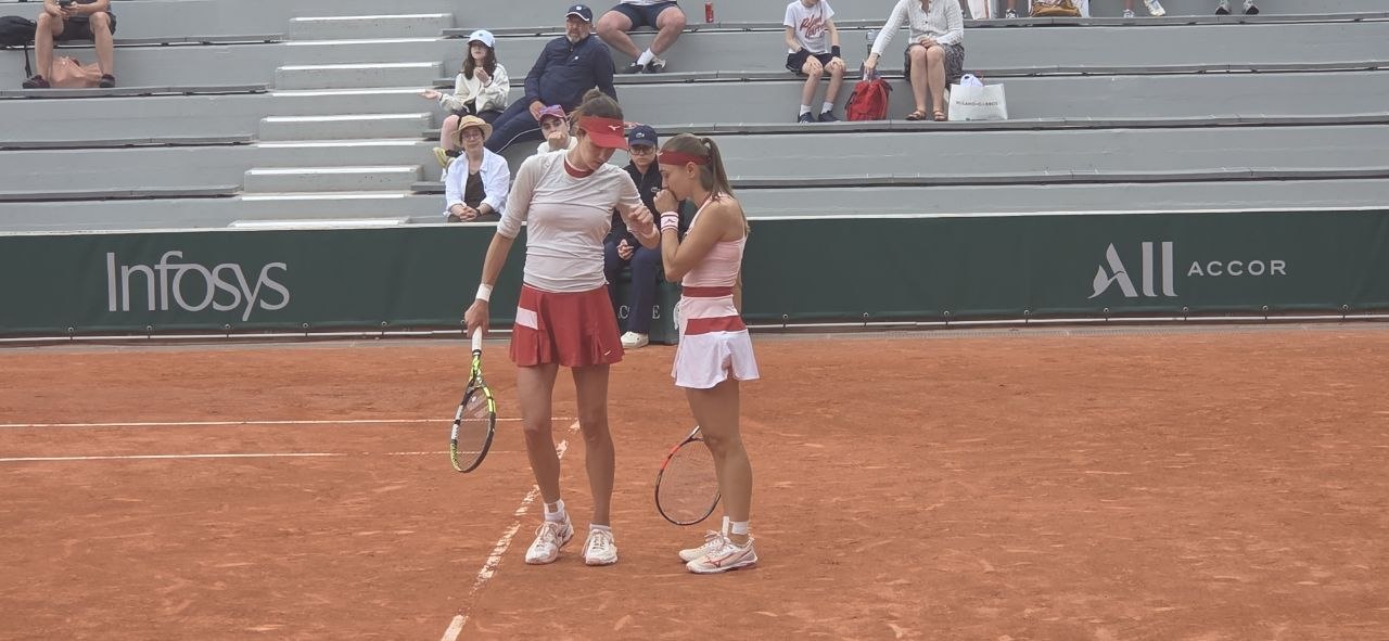 Krunić u četvrtfinalu Rolan Garosa! Ukrajinke pale u dva seta, put ka tituli se nastavlja