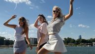 Jelena Karleuša uživa na brodu svog oca Dragana: Sa ćerkama u opuštenom izdanju, osmeh ne skida s lica