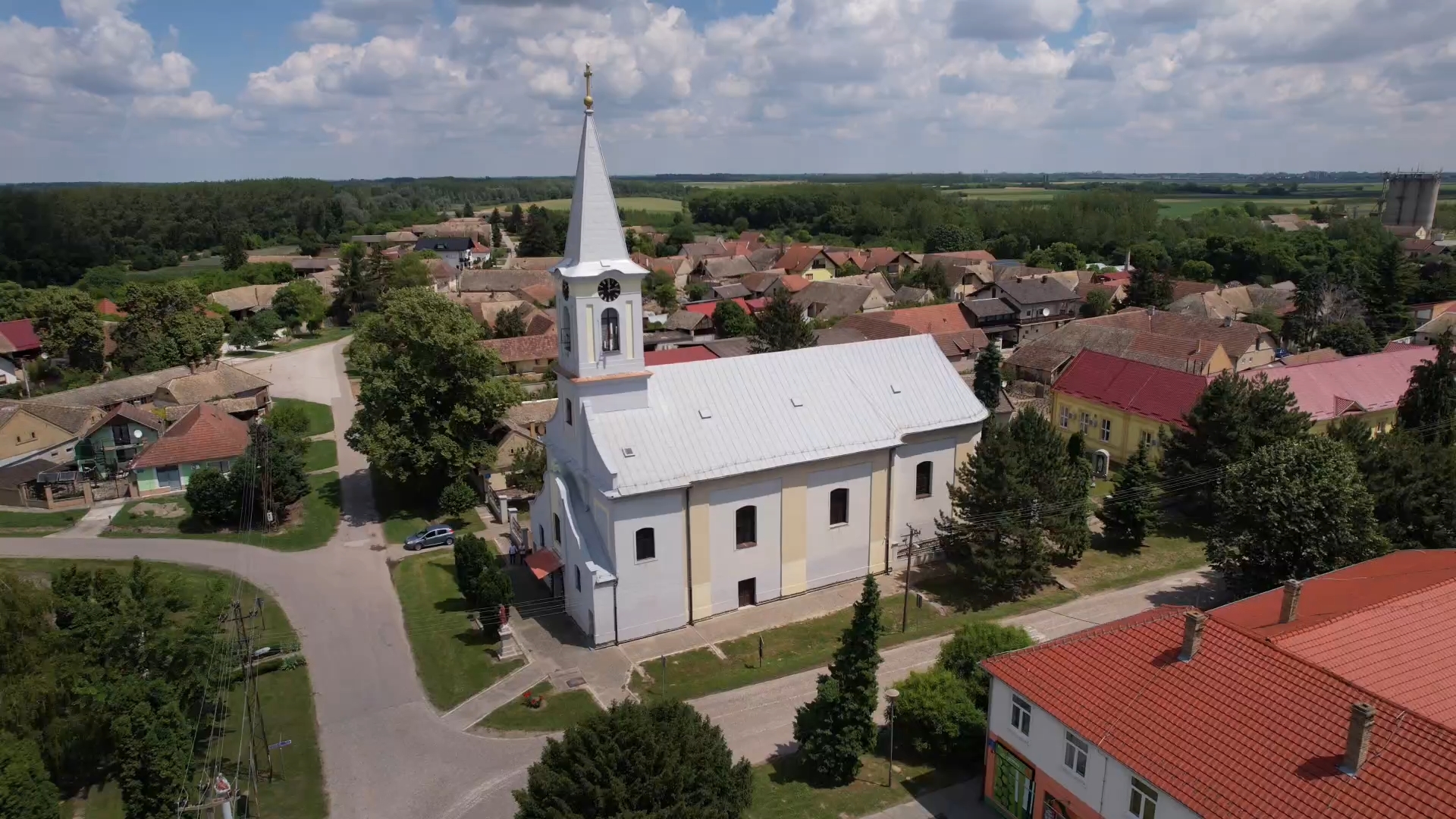 Kraj višedecenijske agonije: Pogledajte šta se dešava u selu koje je godinama kuburilo sa vodosnabdevanjem