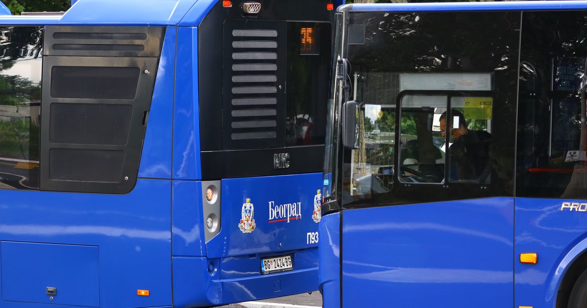 Protest grupe radnika GSP zbog konkursa za javno-p