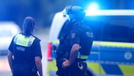Talačka kriza u Nemačkoj: SRBIN PUCAO NA POLICAJCA, ZABARIKADIRAO SE SA DVOJE DECE! U toku pregovori!
