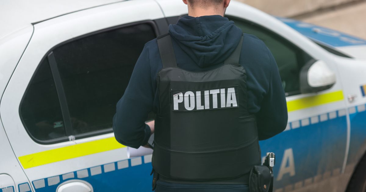 HAOS U KOMŠILUKU! Kamion udario u autobus pun putn